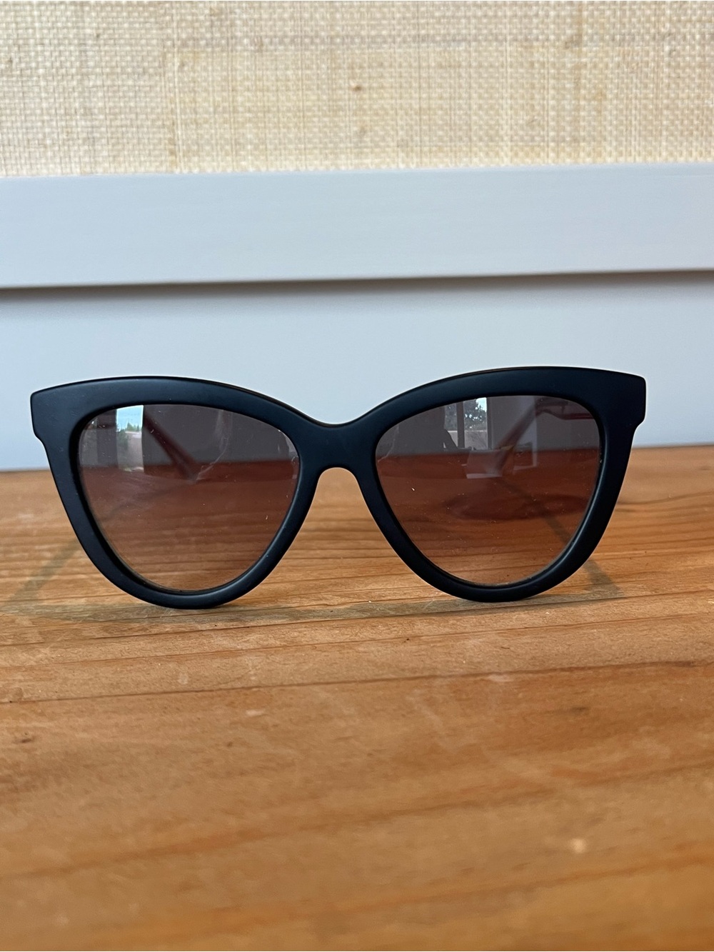 Classic Black Cat-Eye Sunglasses - Women